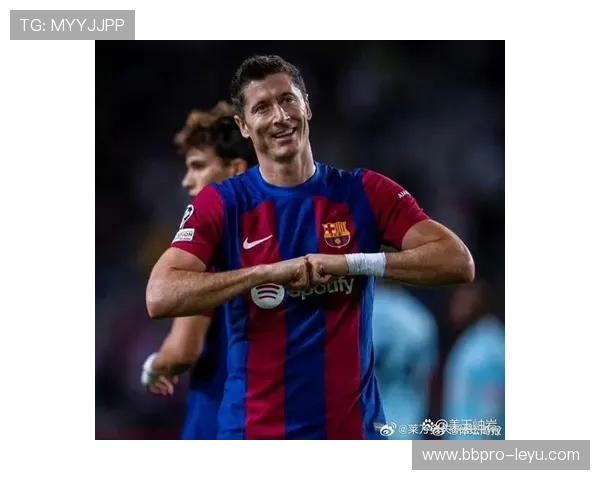 莱万多夫斯基刷新西甲进球纪录，成为新传奇！